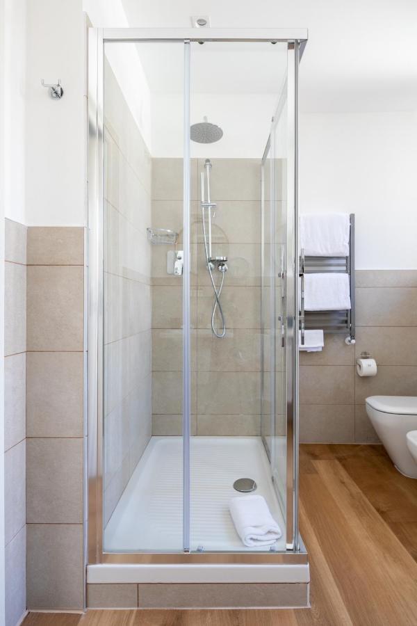 Vis A Vis Apartments Trieste Dış mekan fotoğraf